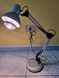 Lampada da tavolo