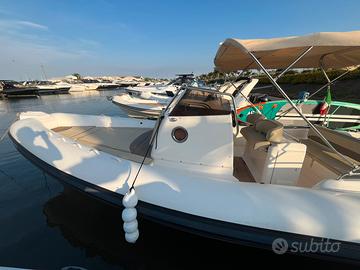 Joker boat clubman 28 SE