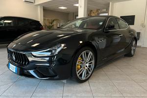Maserati Ghibli V6 3.0 Modena 350CV