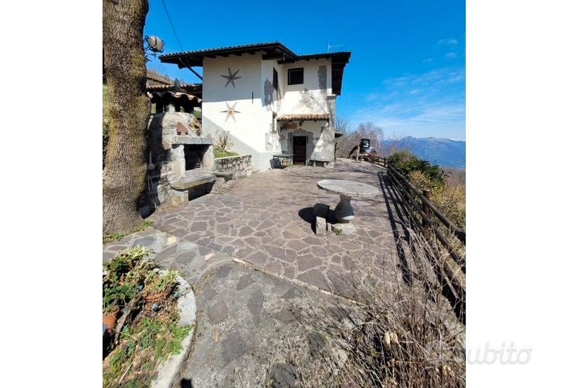 Cascinale con 3 box e terreno di proprietà - Vista 5