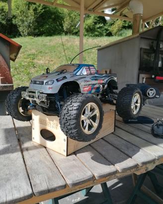 Monster Truk Hammer S18 1:12