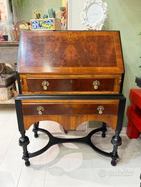 Scrittoio con ribaltina