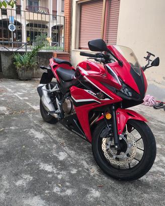 Honda cbr 500r  pochi km