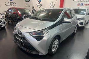 Toyota Aygo 1.0 VVT-i 72 CV 5 porte x-play