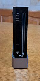 Console Nintendo WII nera + 4 giochi