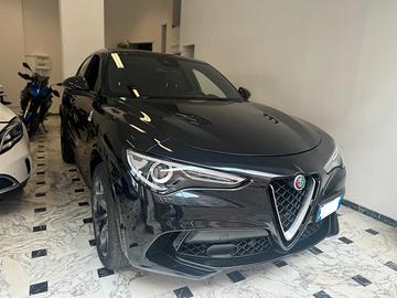 Alfa Romeo Stelvio 2.9 Bi-Turbo V6 510 CV AT8 Quad