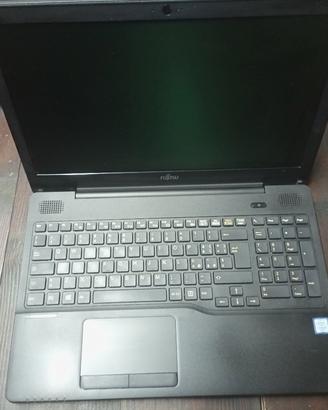PC PORTATILE FUJITSU 