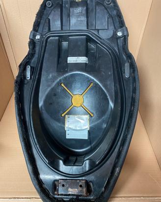 Sedile Piaggio NRG