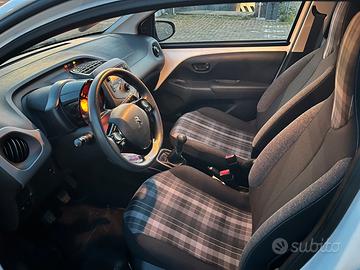 Peugeot 108 1.0 72 CV 2019