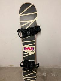 Snowboard dom 154 completo attacchi barton