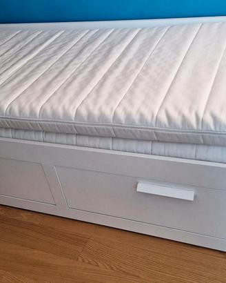 Letto divano Ikea Brimnes 