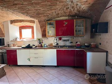 cucina integra con fornello ad induzione