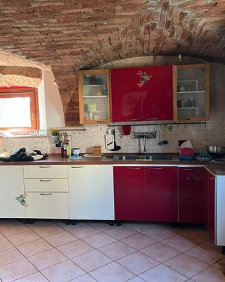 cucina integra con fornello ad induzione