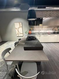 CUCINA MODERNA CON PENISOLA + TAVOLO