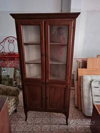 Mobile in legno
