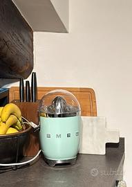 VENDUTO- SMEG- Spremiagrumi verde pastello