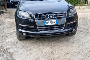 Audi Q7 3.0 V6 TDI 233CV quattro tiptronic