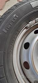 Ruota di scorta fiat ducato 225/70 R 15 C pirelli