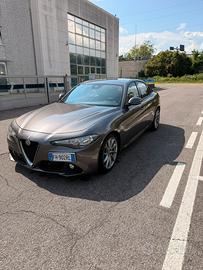 ALFA ROMEO GIULIA 2.2 180CV CAMBIO AUTOMATICO