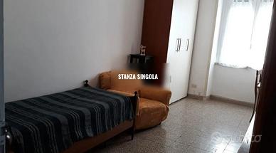 MAZZINI STANZA SiNGOLA ARREDATA CON TERRAZZO