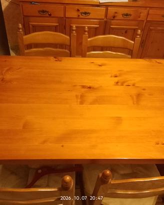 tavola in legno deltongo