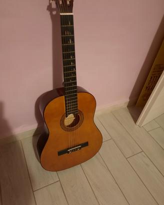 chitarra classica con custodia