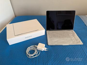 Macbook Air M4 2025 13”