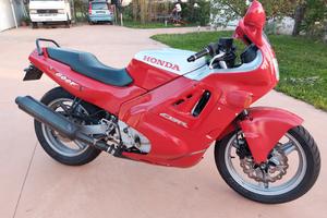 HONDA CBR 600F