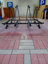 Portabiciclette da tetto auto universale.