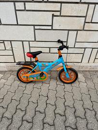 Bici piccola con pedali per bambini