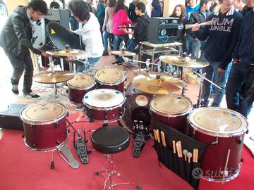 Yamaha Stage Custom + Rack Pearl + Piatti Sabian