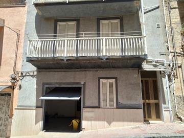 Appartamento al primo piano più garage
