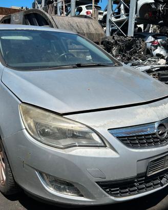 RICAMBI OPEL ASTRA J 1.7cc DIESEL A17DTR 2010