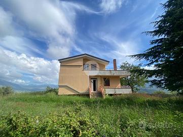 VILLA SINGOLA A ALBANELLA