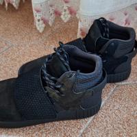Adidas Tubular nere n. 41,5