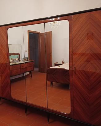 Camera da letto in radica lucida