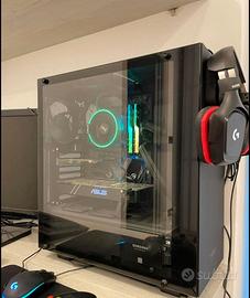 PC Gaming (con schermo, tastiera, mouse, ecc)