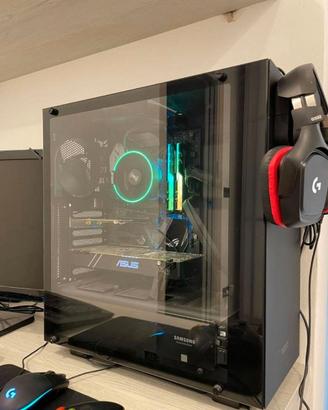 PC Gaming (con schermo, tastiera, mouse, ecc)