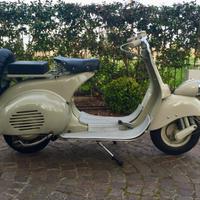 Vespa 125 Faro Basso