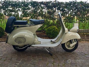 Vespa 125 Faro Basso