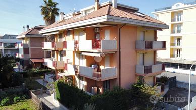 3 LOCALI A SAN BENEDETTO DEL TRONTO