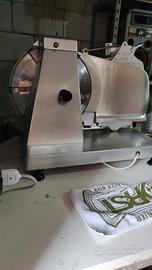 Affettatrice professionale 