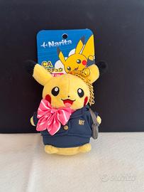 Peluche Mini Pikachu Hostess Pokemon Center Narita