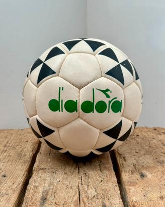 Pallone da calcio vintage