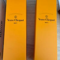 Champagne stock moet chandon veuve clicquot berluc