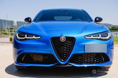Giulia competizione Q4 210cv
