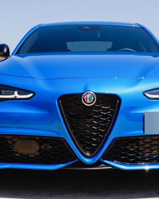 Giulia competizione Q4 210cv
