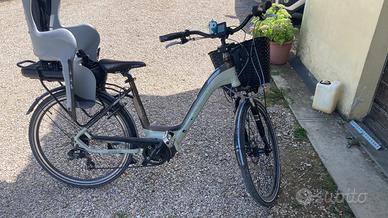 Bici elettrica da paseggio donna
