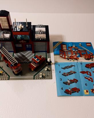 Lego Caserma dei Pompieri del 1985 set 6385