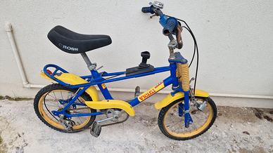 Bicicletta bmx saltafoss